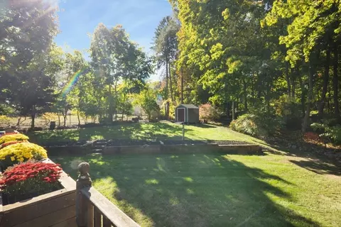 Exterior - 18 Morrison Rd W, Wakefield, MA 01880 photo 8 of 8