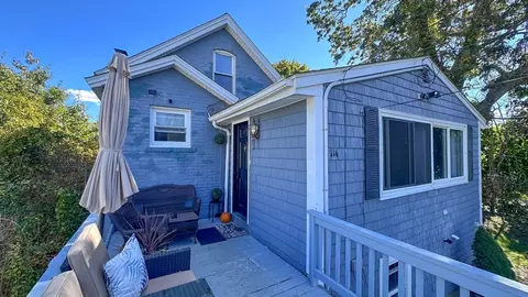 114 Knight St, Fall River, MA 02723 photo 3