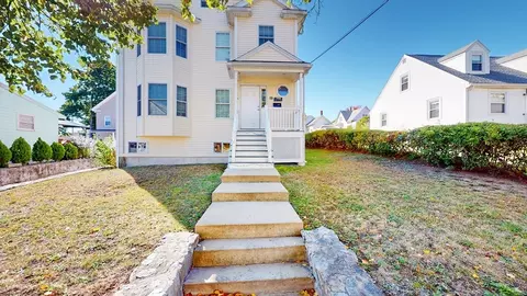 19 Faulkner St, Malden, MA 02148