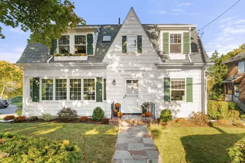 109 Gray St, Arlington, MA 02476