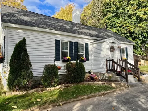 Exterior - 65 Williams Ave, Raynham, MA 02767 photo 2 of 10