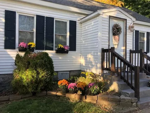 Exterior - 65 Williams Ave, Raynham, MA 02767 photo 3 of 10