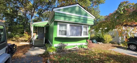 25 Windswept Rd, Wareham, MA 02576