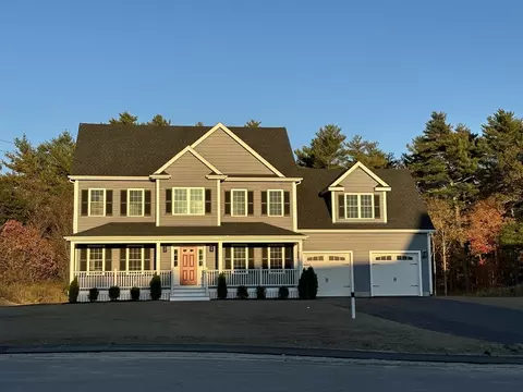 21 Daisy Ln, East Bridgewater, MA 02333