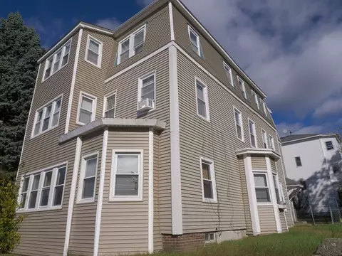 Exterior - 77 Providence St, Worcester, MA 01604 photo 2 of 4