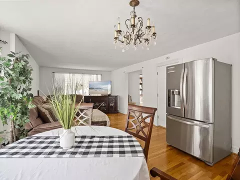 Dining - 81 Clinton St, Everett, MA 02149 photo 3 of 5