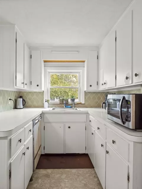 Kitchen - 81 Clinton St, Everett, MA 02149 photo 2 of 2