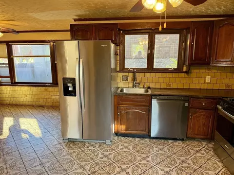 52 Tufts Ave, Everett, MA 02149 photo 6