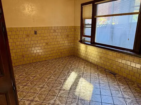 52 Tufts Ave, Everett, MA 02149 photo 9