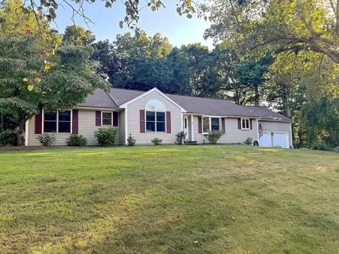 4 Clementine Dr, Mansfield, MA 02048