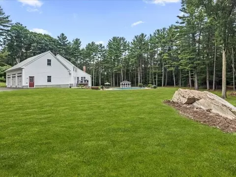 14 Silver Ledge Dr, Sutton, MA 01590 photo 32
