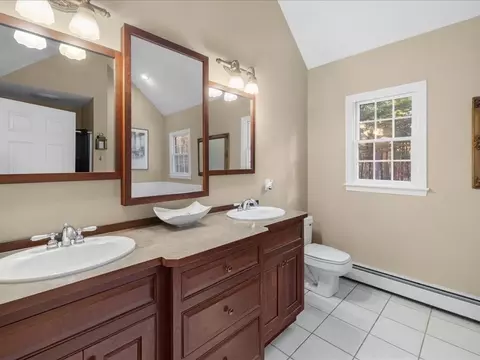 14 Silver Ledge Dr, Sutton, MA 01590 photo 22