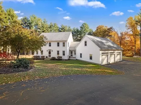 14 Silver Ledge Dr, Sutton, MA 01590 photo 4