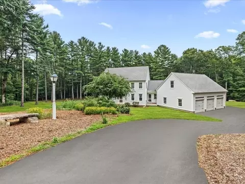 14 Silver Ledge Dr, Sutton, MA 01590 photo 5