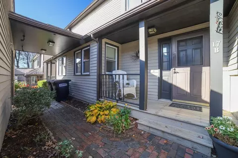 17 Highfield Rd #B, Charlton, MA 01507