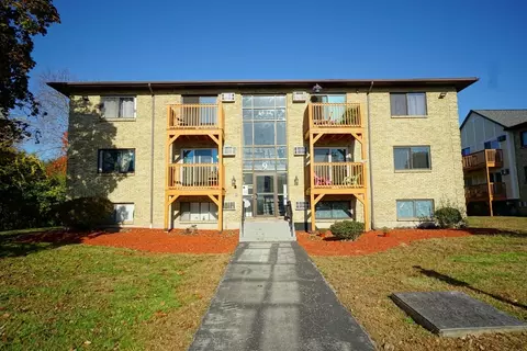 9 Lancelot Ct #14, Salem, NH 03079