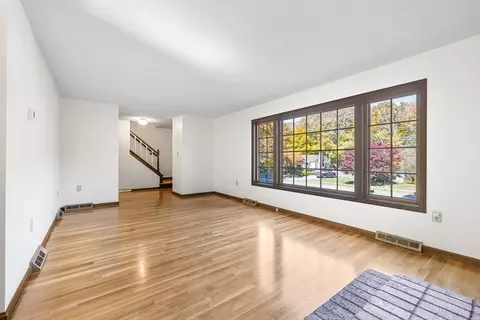230 Irondequoit Rd, Franklin, MA 02038 photo 4