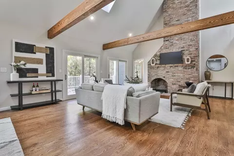 72 Ayer Rd, Harvard, MA 01451 photo 4