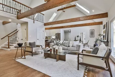 72 Ayer Rd, Harvard, MA 01451 photo 2