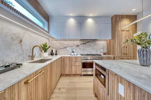 49 Bay State Rd #3, Cambridge, MA 02138