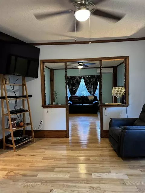 20 Central Ave, Freetown, MA 02702 photo 11