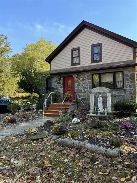 20 Central Ave, Freetown, MA 02702