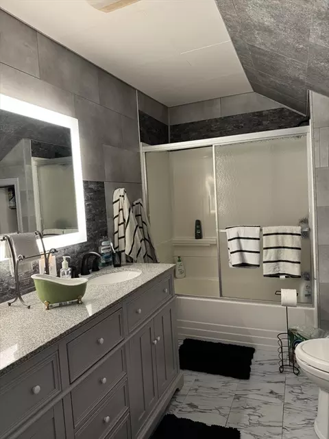 20 Central Ave, Freetown, MA 02702 photo 14