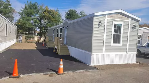 286 Newbury #15, Peabody, MA 01960
