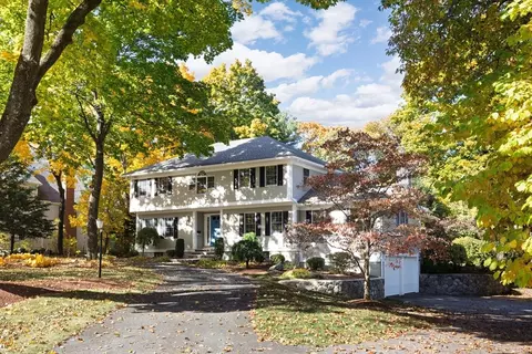 87 Cary Ave, Lexington, MA 02421