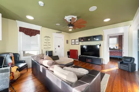 44 South St, Fall River, MA 02721 photo 9