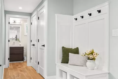 Entry Way - 7 Bartley St #7, Wakefield, MA 01880 photo 5 of 9
