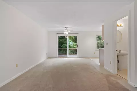 43 Ledgecrest Dr, Worcester, MA 01603 photo 10