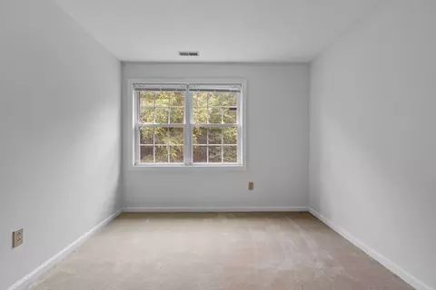 43 Ledgecrest Dr, Worcester, MA 01603 photo 22