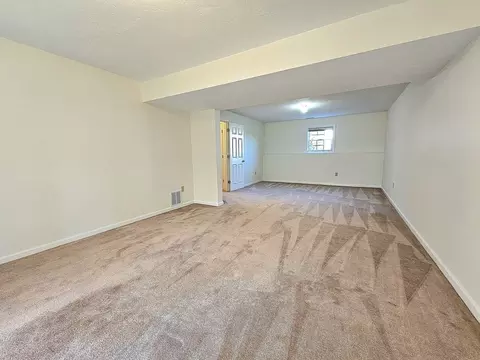 43 Ledgecrest Dr, Worcester, MA 01603 photo 26
