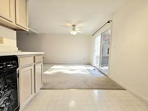 43 Ledgecrest Dr, Worcester, MA 01603 photo 8