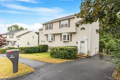43 Ledgecrest Dr, Worcester, MA 01603 photo 3