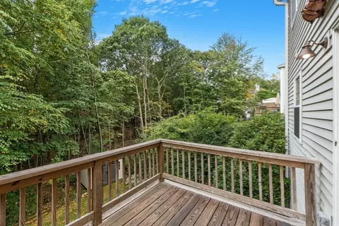 43 Ledgecrest Dr, Worcester, MA 01603 photo 33