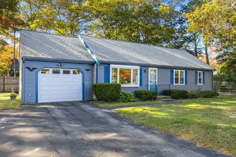 37 Wellesley Cir, Barnstable, MA 02601