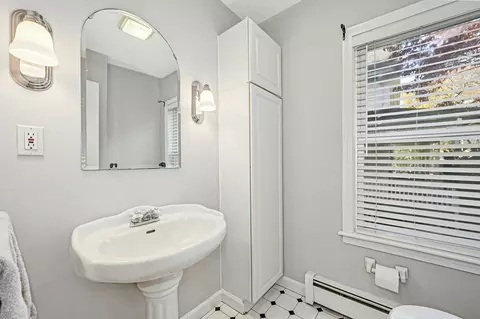 5 Manor St, Worcester, MA 01602 photo 19