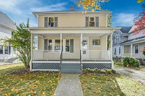 5 Manor St, Worcester, MA 01602 photo 2