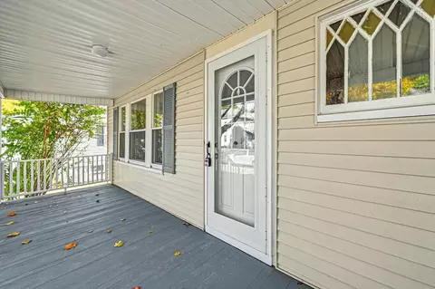 5 Manor St, Worcester, MA 01602 photo 5