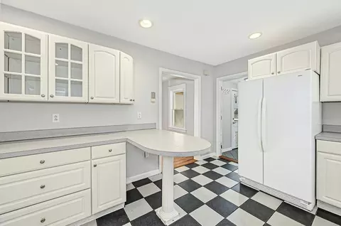 5 Manor St, Worcester, MA 01602 photo 15