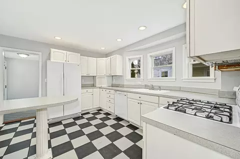 5 Manor St, Worcester, MA 01602 photo 16