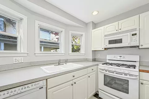 5 Manor St, Worcester, MA 01602 photo 17
