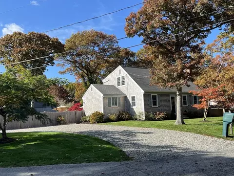 5 Captain Jud Rd, Dennis, MA 02660