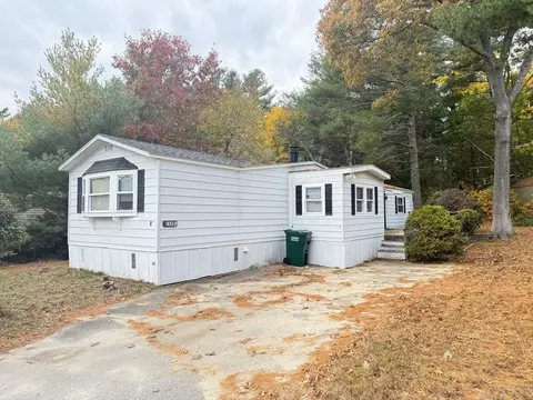 1 Carol St, Carver, MA 02330