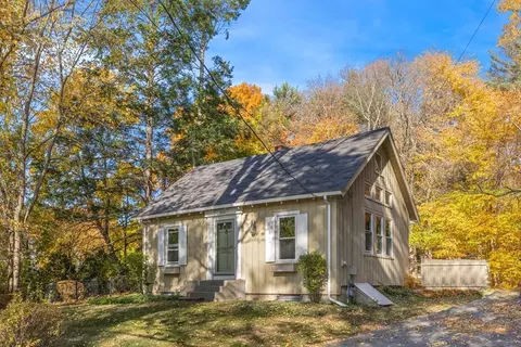 324 Summer St, Lynnfield, MA 01940