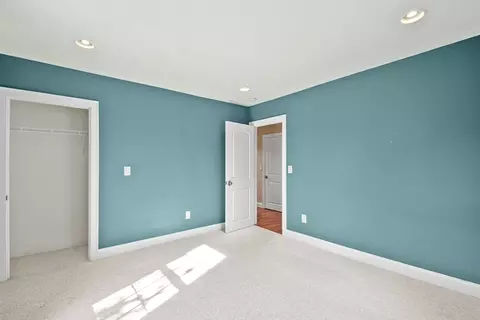 27 Kendrick Ave, Worcester, MA 01606 photo 24