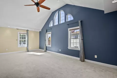 27 Kendrick Ave, Worcester, MA 01606 photo 17