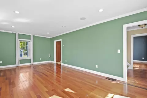 27 Kendrick Ave, Worcester, MA 01606 photo 4